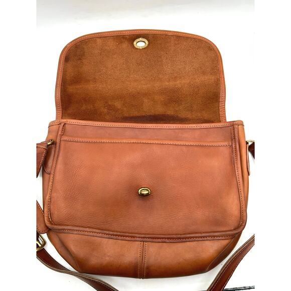 COACH City Bag 9790 Vintage British Tan
Leather Crossbody Shoulder Purse RARE - Picture 2 of 16